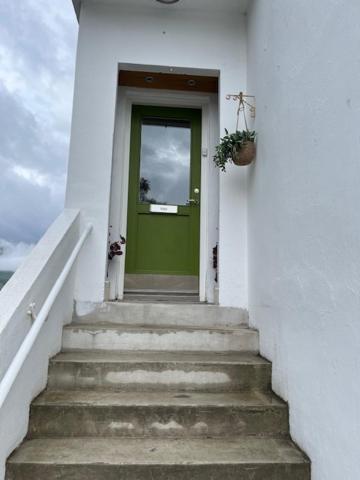 Charming 3 Bedroom Apartment آكيورِيْري المظهر الخارجي الصورة